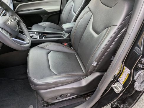 Certified 2024 Jeep Compass Limited AWD/4WD image 20