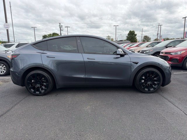 Used 2023 Tesla Model Y Long Range AWD/4WD image 10
