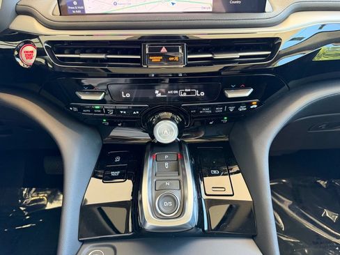 New 2026 Acura MDX SH-AWD image 24