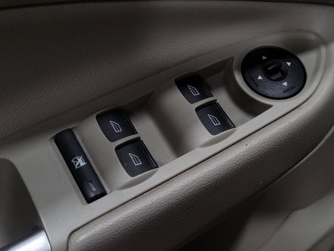 Used 2018 Ford Escape SEL image 27