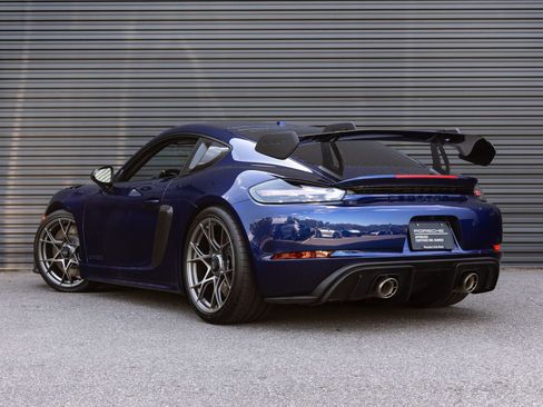 Certified 2025 Porsche 718 Cayman GT4 RS RWD image 3