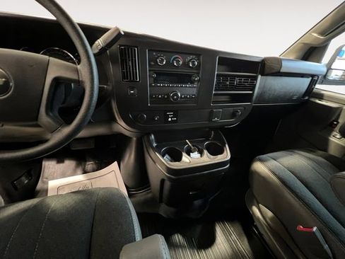 Used 2024 Chevrolet Express 2500 w/ Driver Convenience Package image 9