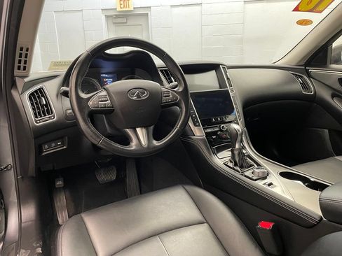 Used 2016 INFINITI Q50 Premium RWD image 14