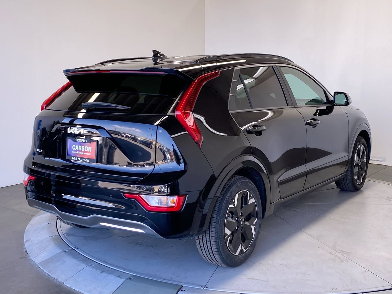 Certified 2024 Kia Niro Wind FWD image 5