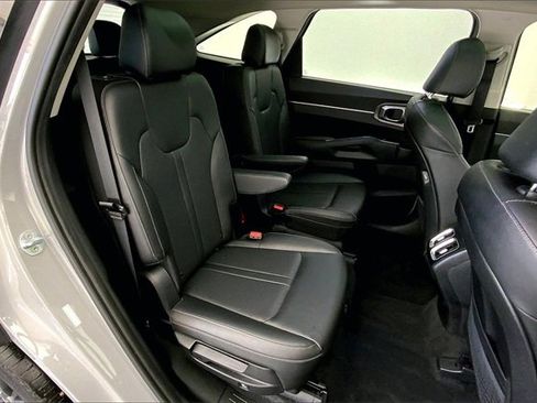 Used 2023 Kia Sorento X-Line EX image 27