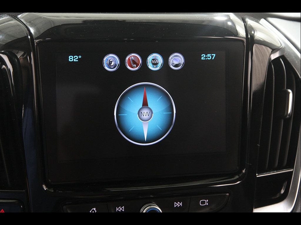 Used 2018 Chevrolet Traverse LT AWD/4WD image 12