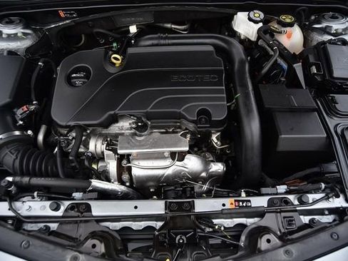 Used 2024 Chevrolet Malibu LT image 22