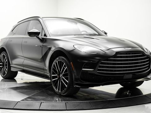 Used 2023 Aston Martin DBX 707 AWD/4WD image 5