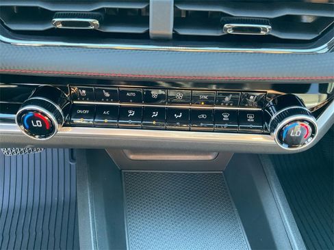 New 2026 Chevrolet Equinox RS w/ Convenience Package III image 21