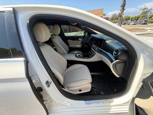 Used 2020 Mercedes-Benz E 350 Sedan image 21