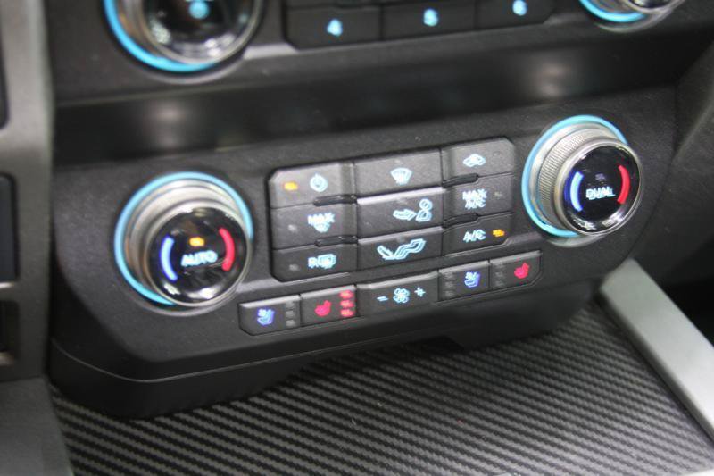 Used 2019 Ford F150 Raptor w/ Equipment Group 802A Luxury AWD/4WD image 34