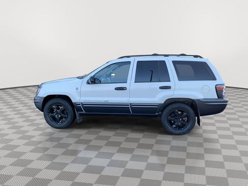 Used 2004 Jeep Grand Cherokee Laredo w/ Trailer Tow Prep Group image 4