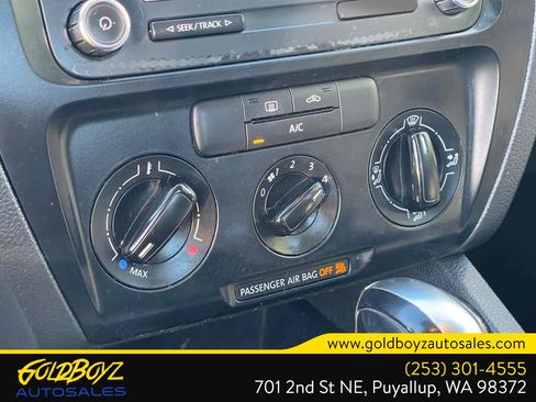 Used 2014 Volkswagen Jetta SE FWD image 24