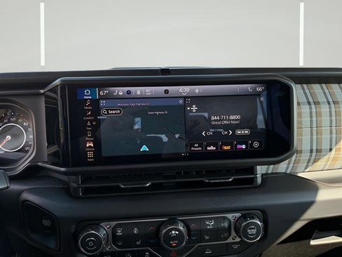 New 2026 Jeep Gladiator Sport AWD/4WD image 8