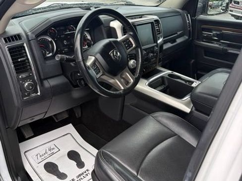 Used 2017 RAM 1500 Laramie w/ Convenience Group AWD/4WD image 17