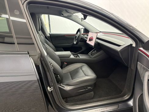 Used 2026 Tesla Model Y Long Range image 14