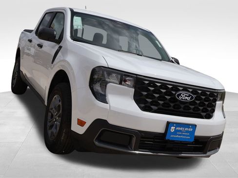 New 2026 Ford Maverick XLT AWD/4WD image 6