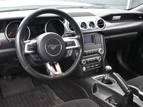 Used 2019 Ford Mustang GT w/ GT Performance Package image 7