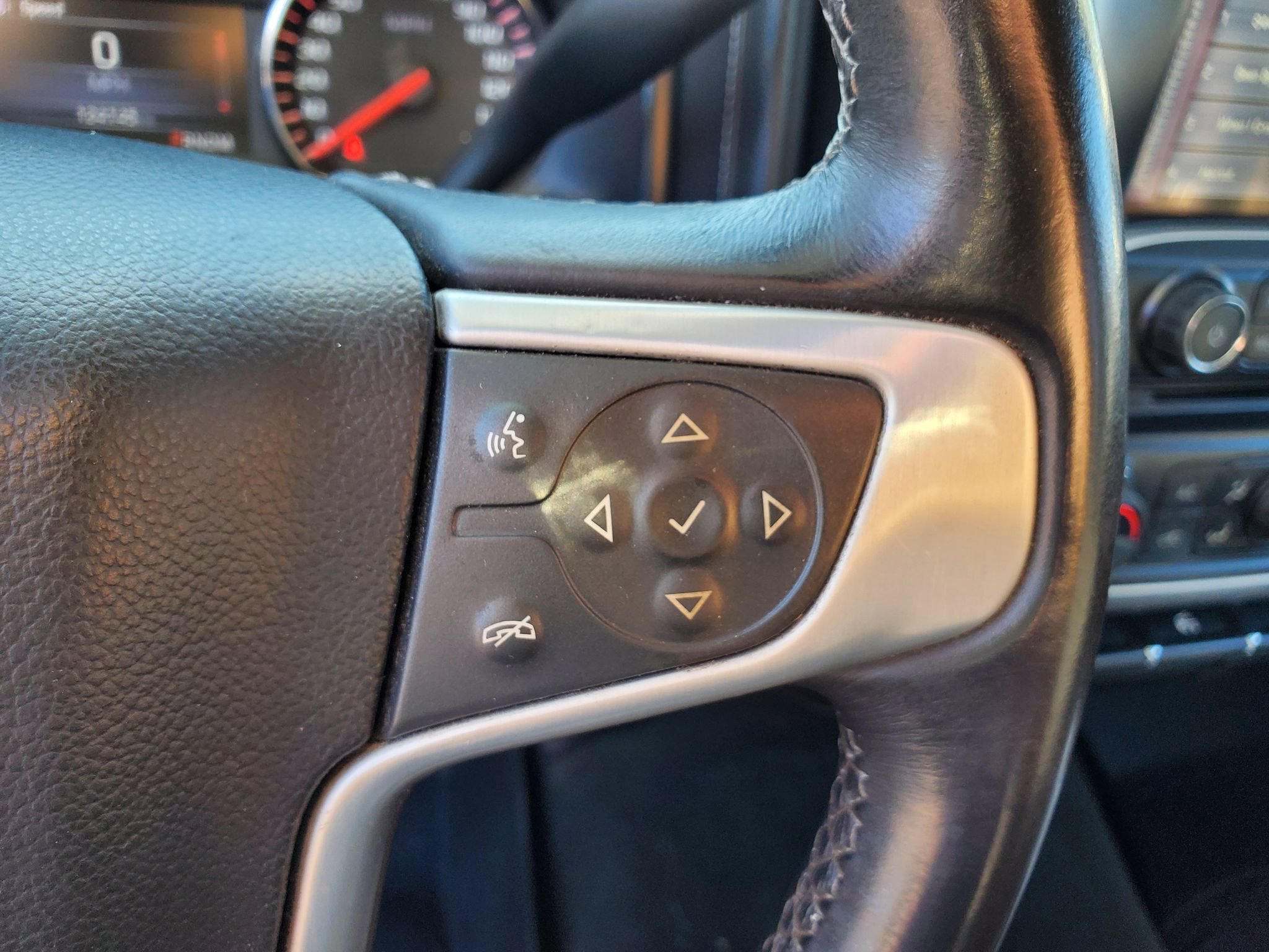 Used 2014 GMC Sierra 1500 SLE w/ SLE Value Package AWD/4WD image 21