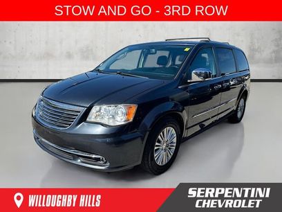 Used 2014 Chrysler Town & Country Limited