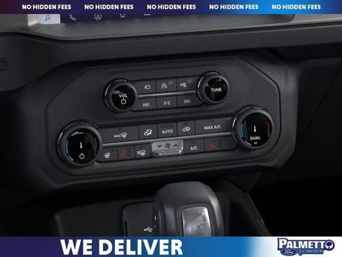 New 2025 Ford Bronco Outer Banks AWD/4WD image 16