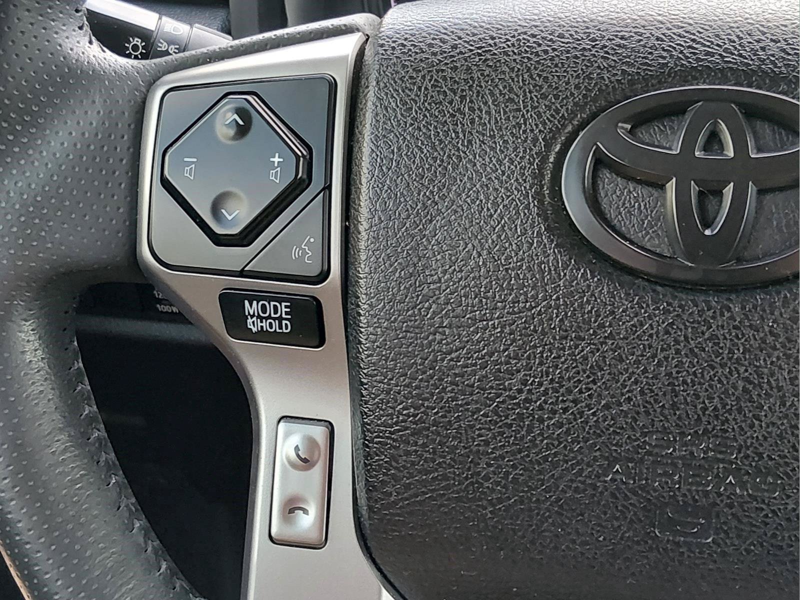 Used 2021 Toyota 4Runner SR5 Premium w/ Moonroof Package RWD image 27