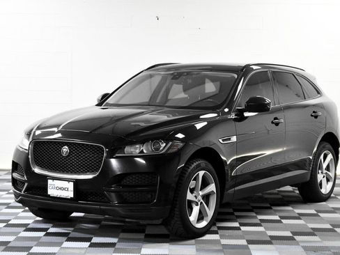 Used 2018 Jaguar F-PACE Premium image 1
