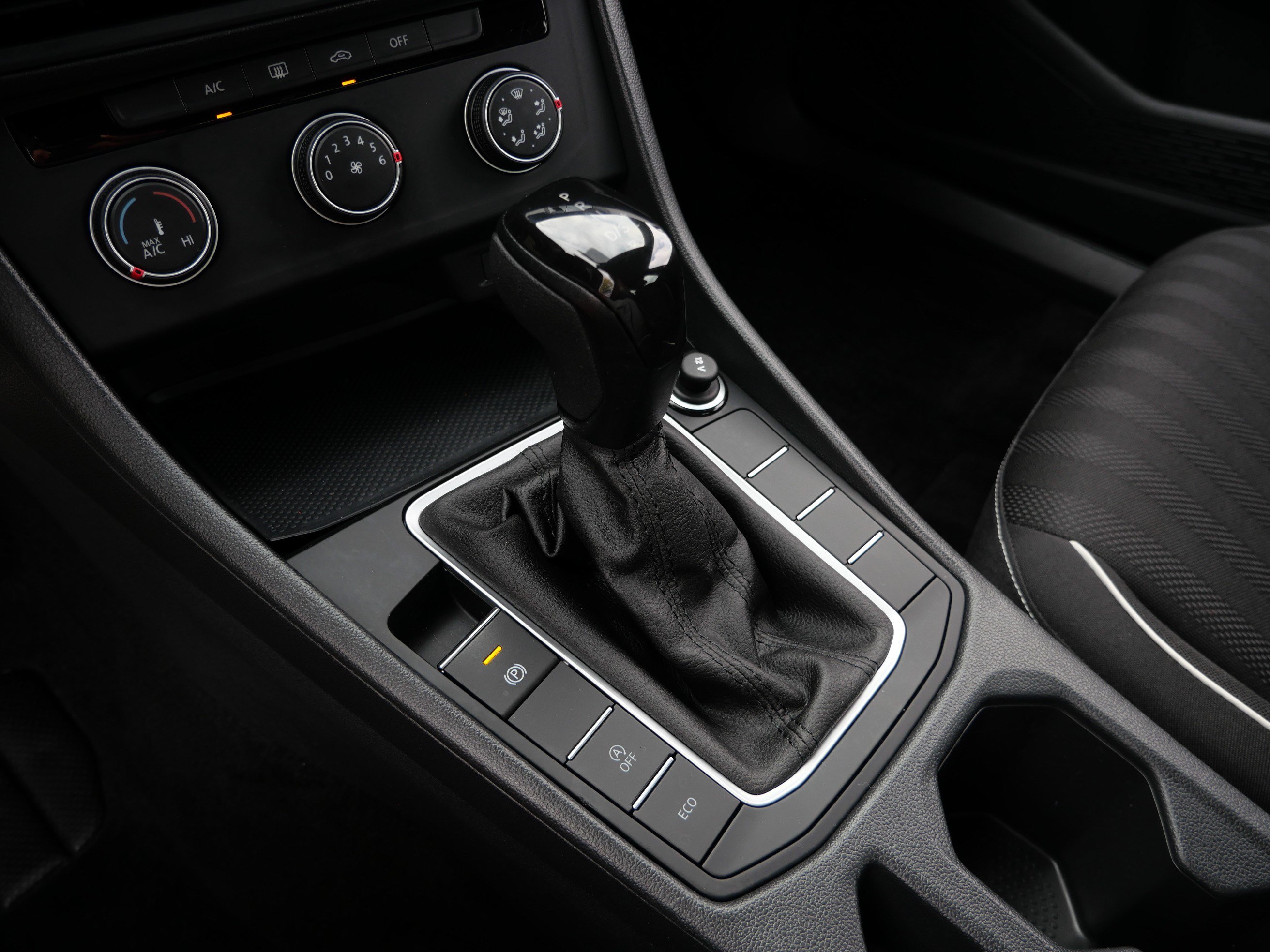 Certified 2023 Volkswagen Jetta Sport FWD image 24