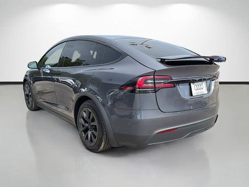Used 2023 Tesla Model X AWD/4WD image 5