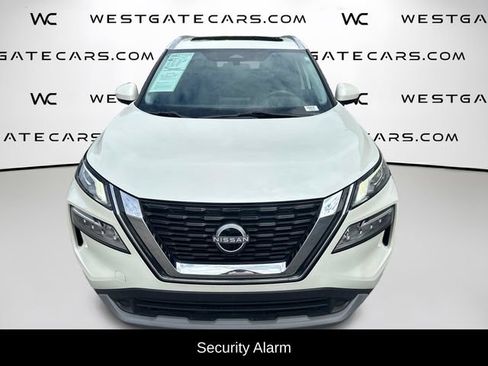 Used 2023 Nissan Rogue SV w/ SV Premium B Package FWD image 4