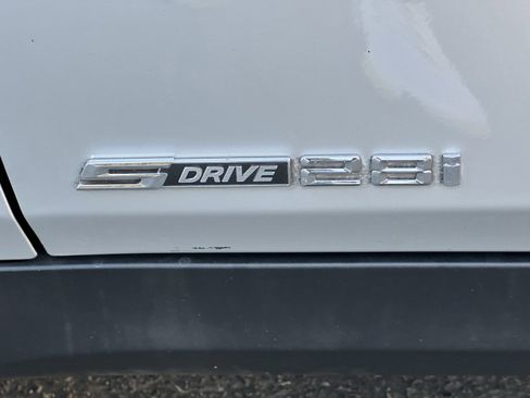 Used 2014 BMW X1 sDrive28i image 18