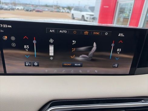 New 2026 Nissan Armada Platinum image 15