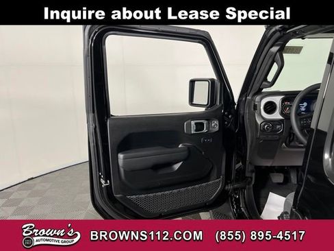 Used 2026 Jeep Wrangler Unlimited Sport AWD/4WD image 11