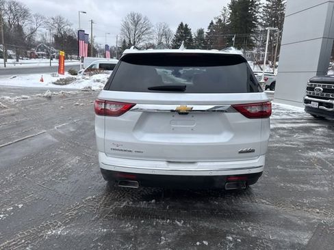 Used 2018 Chevrolet Traverse High Country AWD/4WD image 8