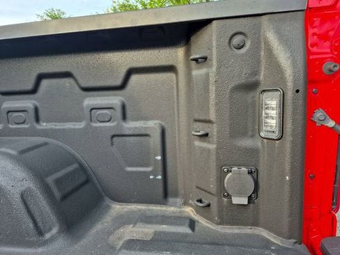 Used 2023 Chevrolet Silverado 1500 LT AWD/4WD image 30