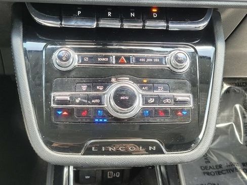 Certified 2022 Lincoln Corsair AWD w/ Premium Package image 53