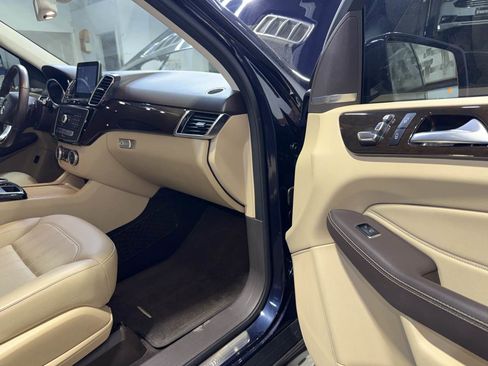 Used 2018 Mercedes-Benz GLE 350 w/ Premium 1 Package image 28