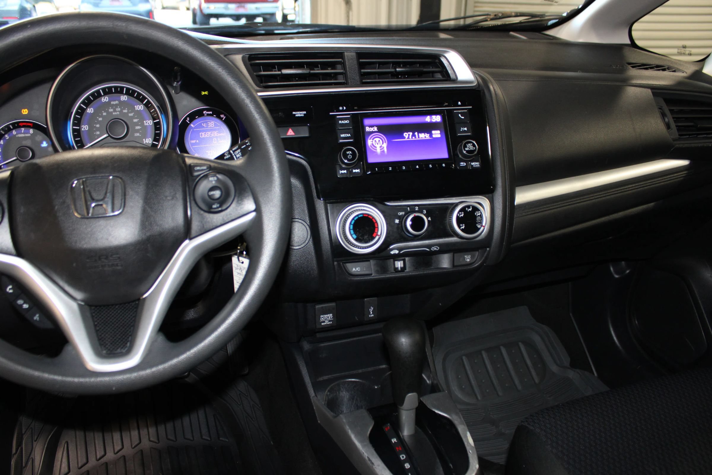 Used 2019 Honda Fit LX image 12