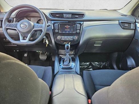 Used 2020 Nissan Rogue Sport S FWD image 17