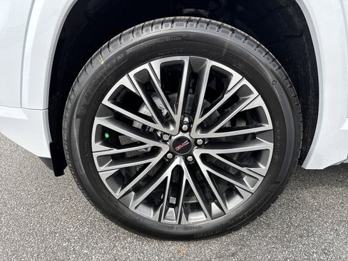 New 2026 GMC Terrain Denali w/ LPO, Floor Liner Package image 12