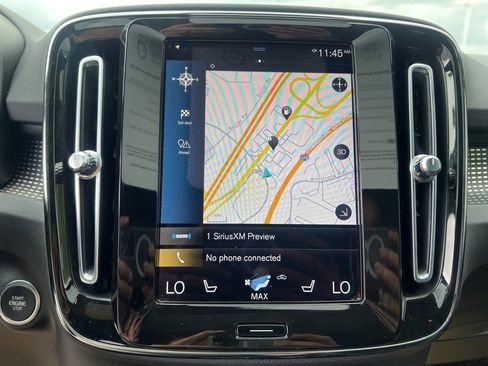 Certified 2022 Volvo XC40 T5 R-Design image 21