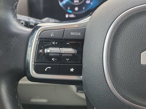 Used 2023 Kia Carnival SX FWD image 19