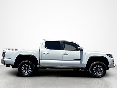 Certified 2023 Toyota Tacoma TRD Off-Road AWD/4WD image 6