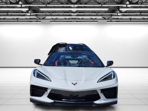 Used 2022 Chevrolet Corvette Stingray Premium Conv w/ Z51 Performance Package RWD image 4