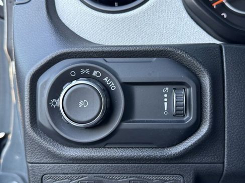 Used 2024 Jeep Wrangler Sport S image 20