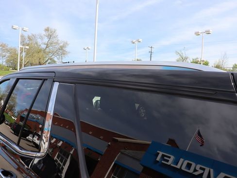 New 2026 Chevrolet Tahoe Premier AWD/4WD image 36