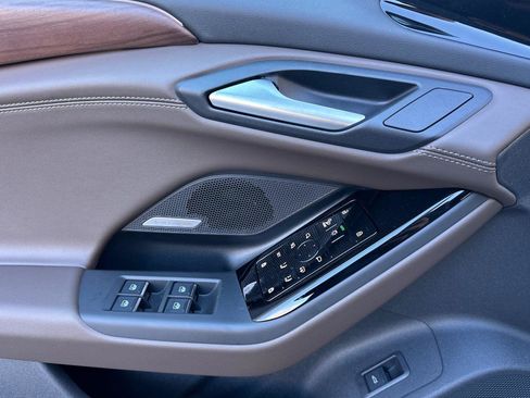 New 2025 Audi A6 e-tron Premium Plus image 10