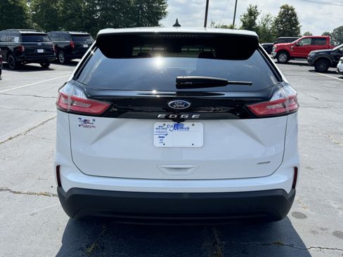 Used 2024 Ford Edge SE w/ Cargo Accessory Package AWD/4WD image 5