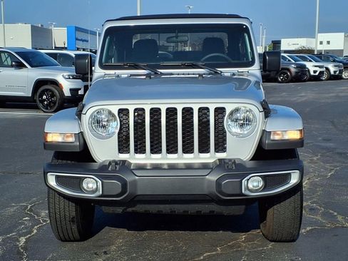 Certified 2023 Jeep Gladiator Sport image 6