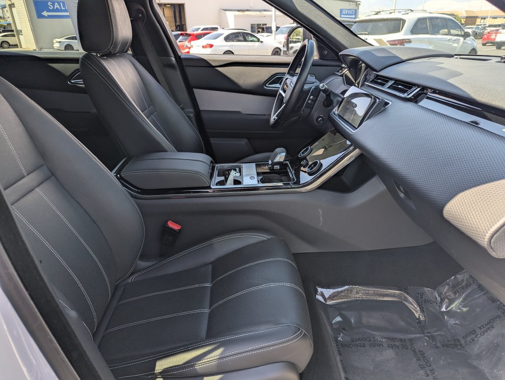 Used 2022 Land Rover Range Rover Velar R-Dynamic S AWD/4WD image 35